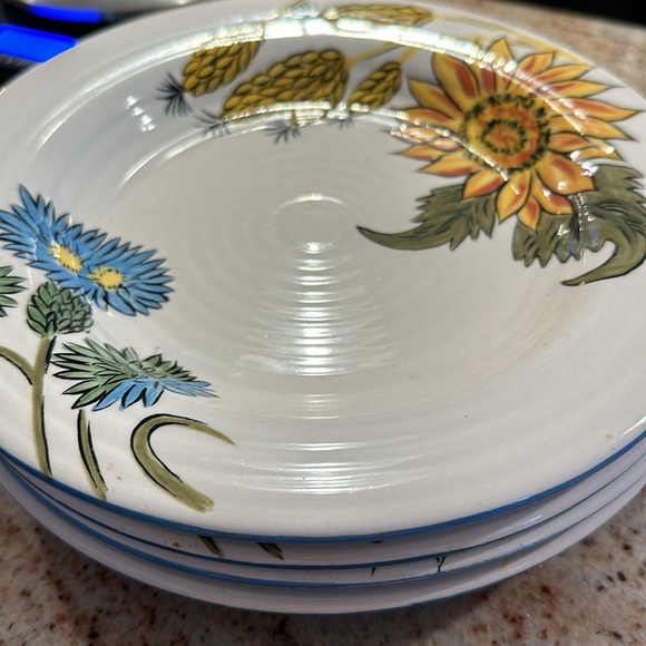 Pier 1 🌻 EUC Sunflower Fields Salad Plates - 1 plate listing Very Gently Used! - Picture 4 of 7